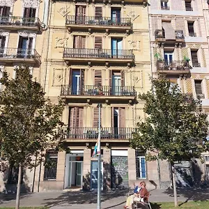 Clot Mirabarna , Barcelona Spanje