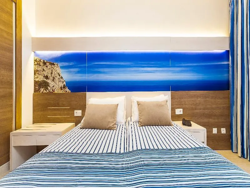 Globales Verdemar Santa Ponsa 0*,  España